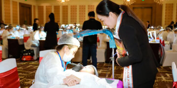 Master Minh Tâm vinh dự trở thành giám khảo hạng mục chuyên nghiệp tại Lễ Giỗ Tổ ngành phun xăm thẩm mỹ 2023