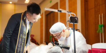 Grand Master Hiếu Đặng ghi dấu ấn đặc sắc với vai trò trưởng ban giám khảo quyền lực tại Giải đấu phun xăm mở rộng hướng về nguồn cội 2023