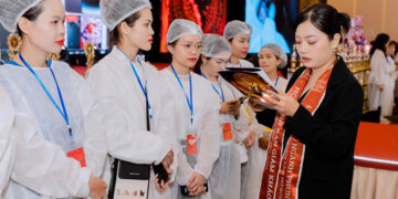 Master Thanh Hương hoàn thành xuất sắc vai trò giám khảo tại Giải đấu phun xăm mở rộng hướng về nguồn cội 2023