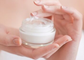 Kem dưỡng da ngày và đêm, sử dụng thế nào cho hiệu quả?