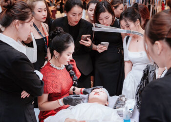 Master Đặng Bảo Bảo Vân có màn trình diễn đặc sắc tại Festival Tinh Anh Việt Nam 2023