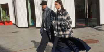 BST UNIQLO : C Thu/Đông 2023: Tiêu chuẩn mới cho các thiết kế LifeWear nữ