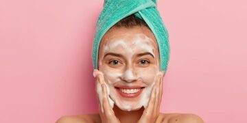 5 sai lầm cần tránh khi rửa mặt