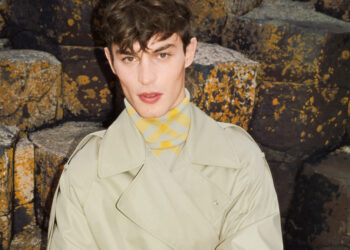 Burberry ra mắt chiến dịch quảng bá BST Thu Đông 2023 mang đậm tinh thần khám phá và phiêu lưu