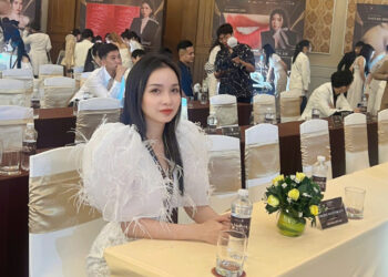 Master Trâm Anh Và Nghệ Thuật Điêu Khắc Sợi Siêu Mảnh Tại MILK & TA BEAUTE ACADEMY