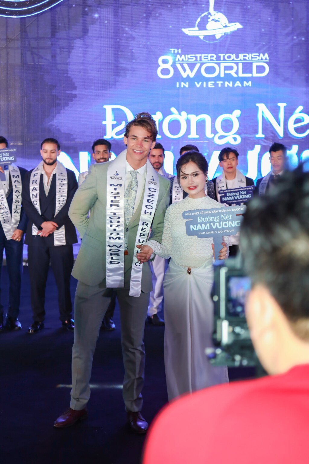 su kien hot nhat viet nam ms do linh cung chuyen muc duong net nam vuong tai mister tourism world 2025 1