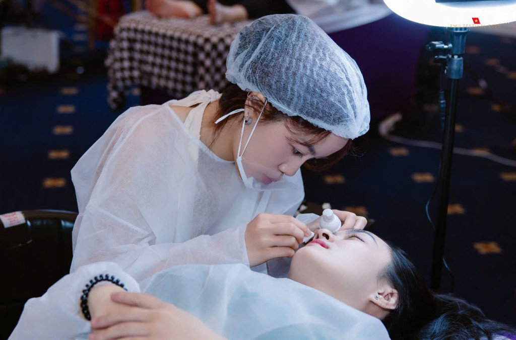 a quan 1 shadow eyeliner browista viet nam 2025 goi ten chuyen gia ntt linh niem tu hao cua nghe nhan phun xam viet 3
